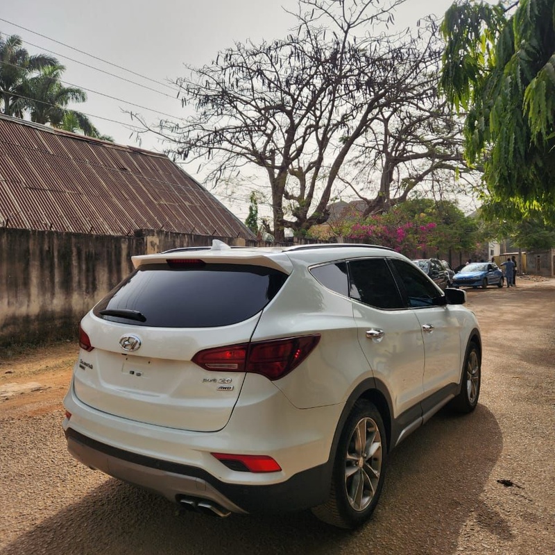 2017 HYUNDAI SANTAFE FULL OPTION FOR SALE IN KADUNA image