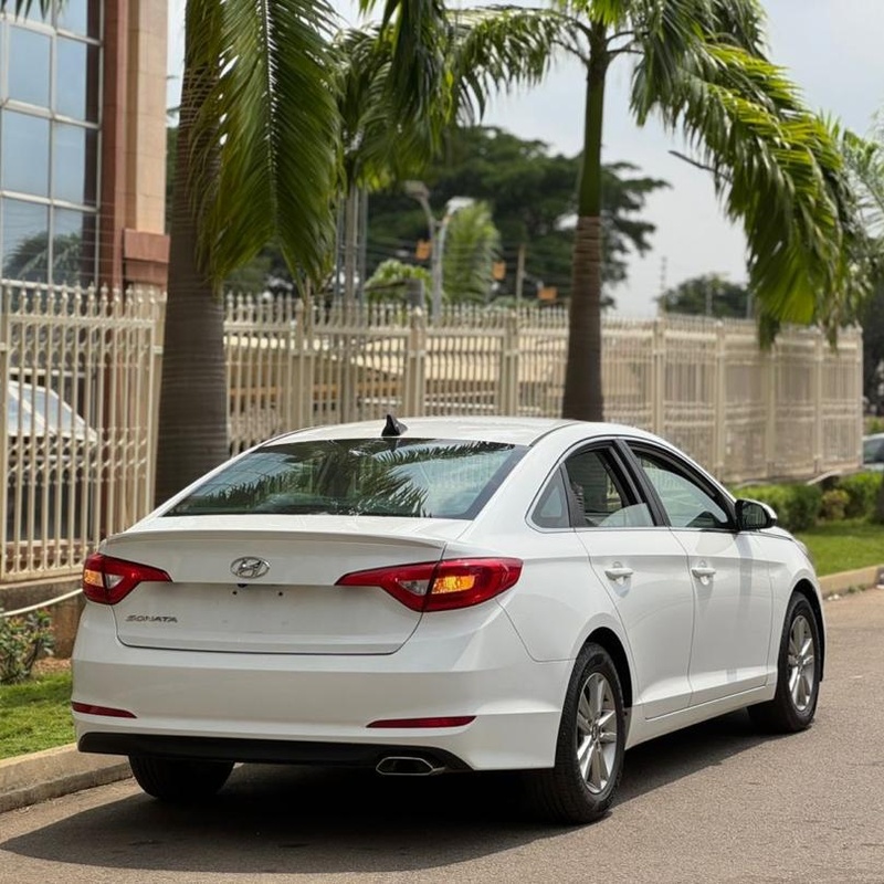 2017 HYUNDAI SONATA FOR SALE IN ABUJA. image