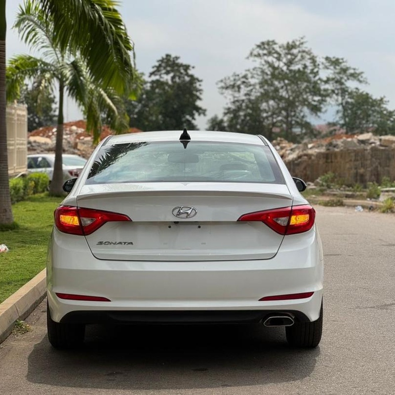 2017 HYUNDAI SONATA FOR SALE IN ABUJA. image