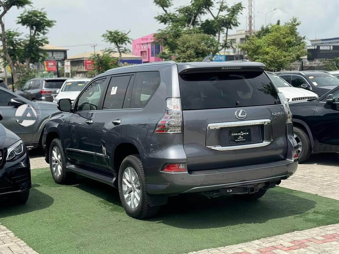 Car Image 6