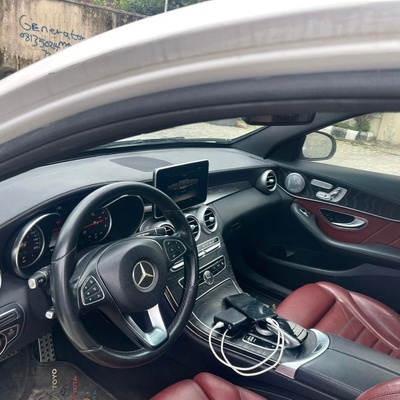 2017 MERCEDES BENZ C300 FOR SALE IN LAGOS