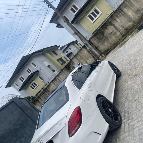 2017 MERCEDES BENZ C300 FOR SALE IN LAGOS