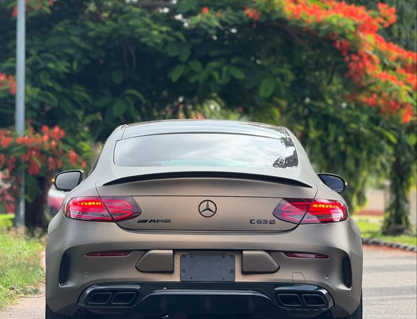 2017 MERCEDES BENZ C63s AMG COUPE FORSALE