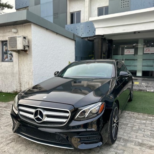 2017 MERCEDES BENZ E300 4MATIC FOR SALE IN LAGOS
