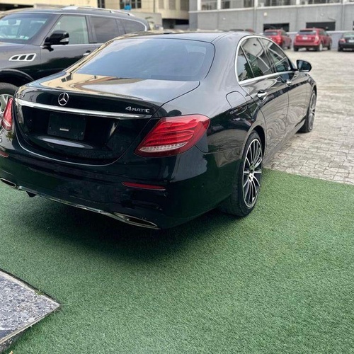 2017 MERCEDES BENZ E300 4MATIC FOR SALE IN LAGOS
