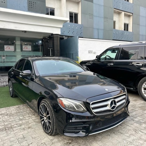 2017 MERCEDES BENZ E300 4MATIC FOR SALE IN LAGOS