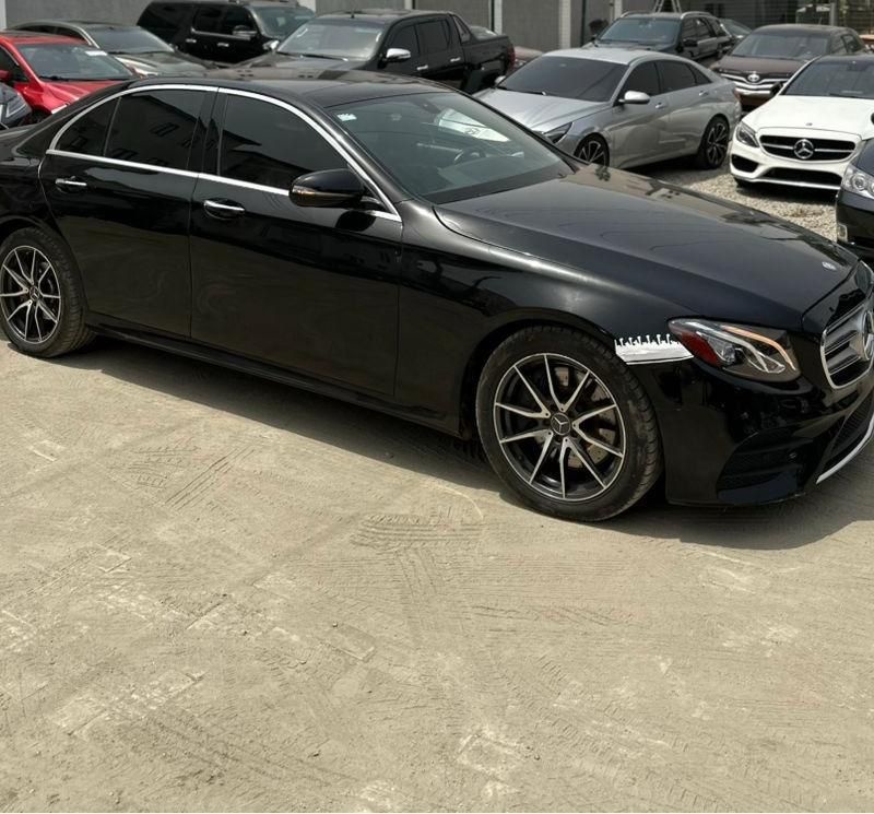 2017 MERCEDES BENZ E300 FULL OPTION FOR SALE IN ABUJA image