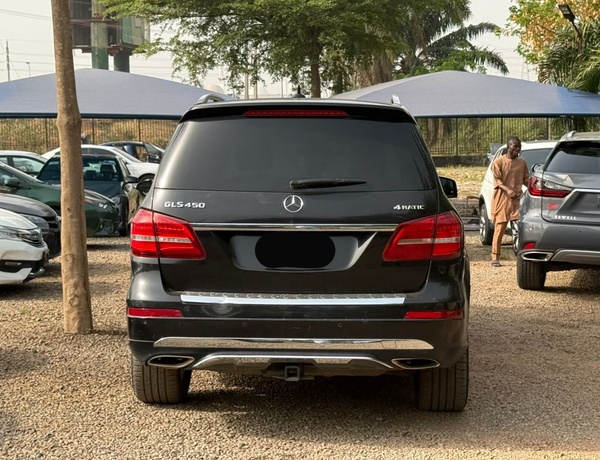 2017 MERCEDES BENZ GLS450 FULL OPTION FOR SALE