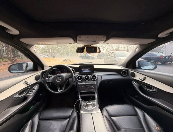 2017 MERCEDES BENZ  C300 FOR SALE IN ABUJA