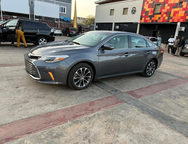 2017 TOYOTA AVALON XLE FOR SALE IN KADUNA