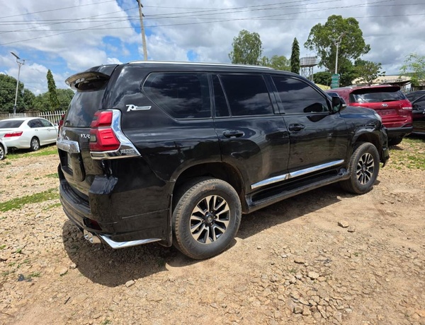 2017 TOYOTA LAND CRUISER PRADO VX.R FOR SALE IN ABUJA
