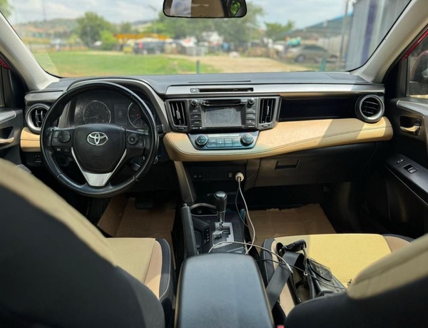 2017 TOYOTA RAV4 XLE FOR SALE