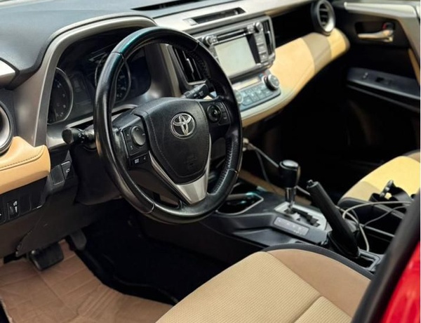 2017 TOYOTA RAV4 XLE FOR SALE
