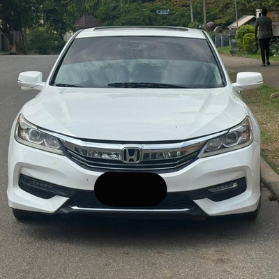2017 UPGRADED HONDA ACCORD FULL OPTION FOR SALE