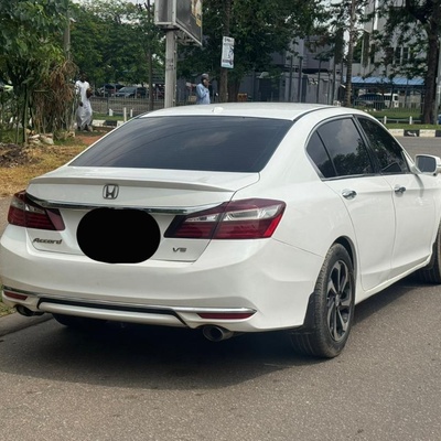 2017 UPGRADED HONDA ACCORD FULL OPTION FOR SALE
