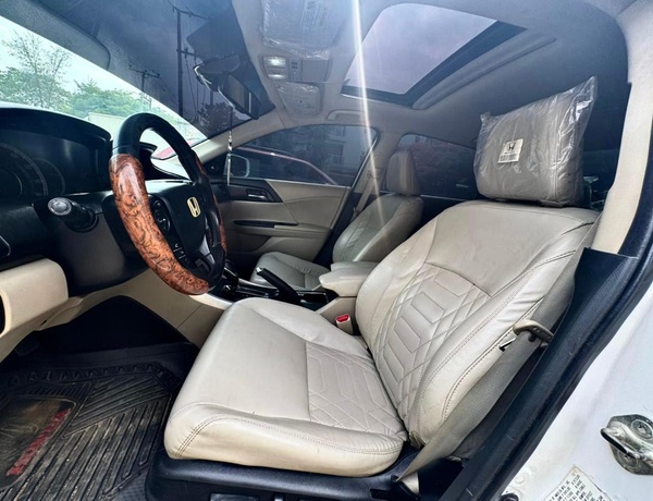 2017 UPGRADED HONDA ACCORD FULL OPTION FOR SALE