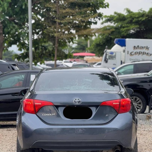 2017 UPGRADED TOYOTA COROLLA IN ABUJA FOR SALE