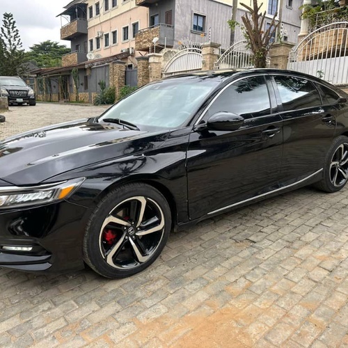 2018 GEAR-LESS HONDA ACCORD FULL OPTION FOR SALE