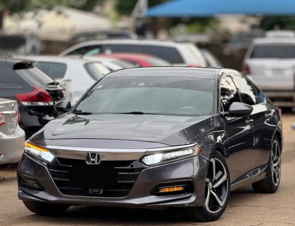 2018 HONDA ACCORD SPORT FOR SALE IN ABUJA