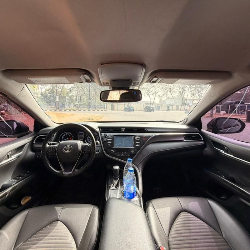 2018 KEYLESS TOYOTA CAMRY SE FOR SALE IN ABUJA image