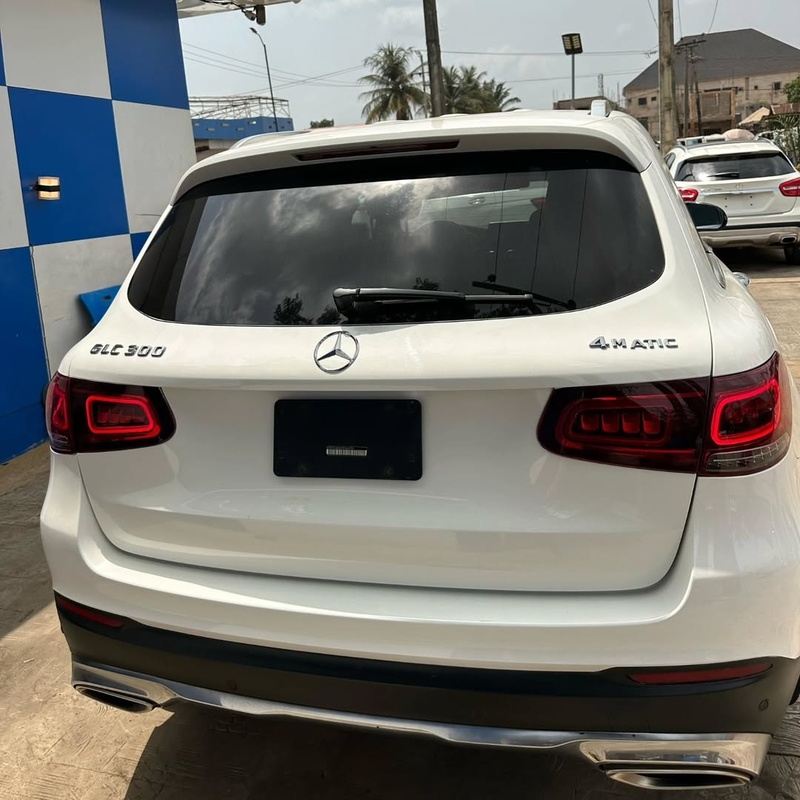 2018 Mercedes-Benz GLC300 image