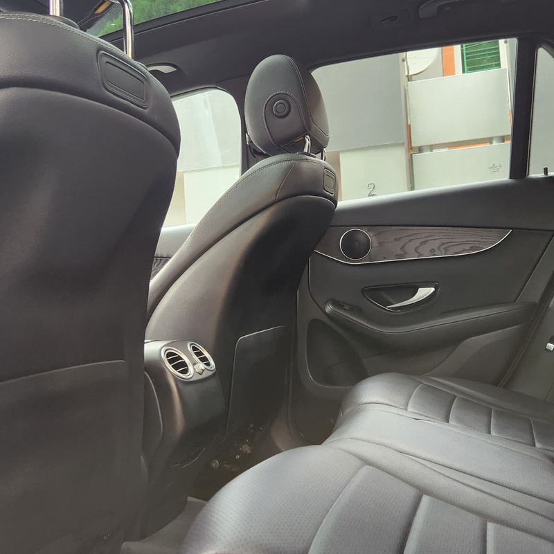 Foreign Used 2018 Mercedes-Benz GLC300 for Sale In Ikeja image
