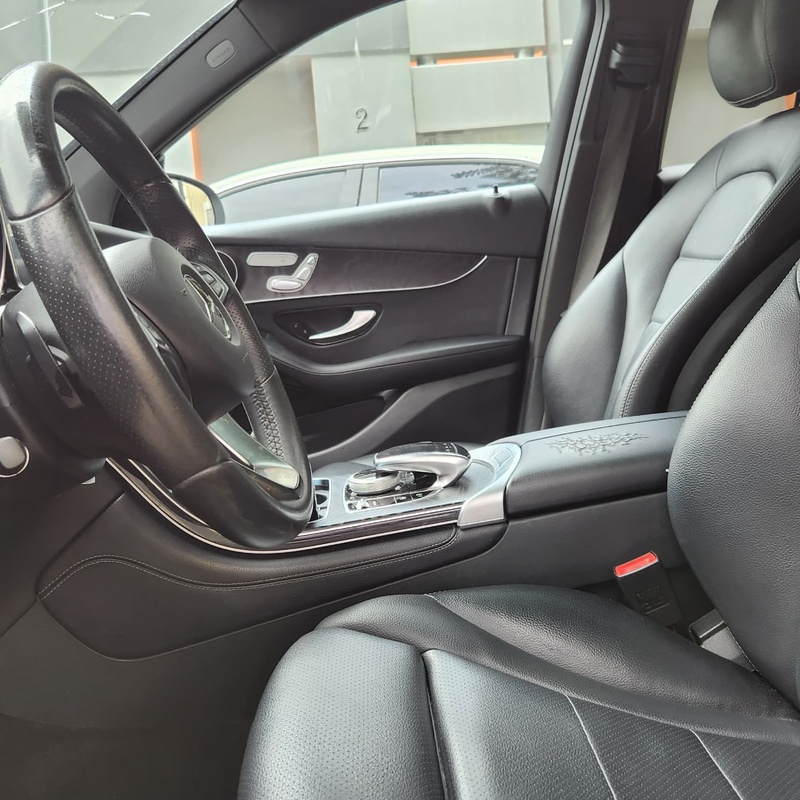 Foreign Used 2018 Mercedes-Benz GLC300 for Sale In Ikeja image