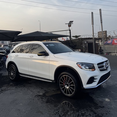 2018 Mercedes Benz GLC 300 full option