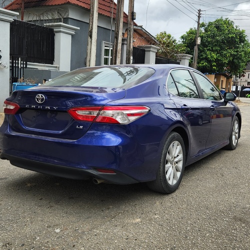 2018 Toyota Camry for Sale In Lagos