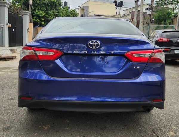 2018 Toyota Camry for Sale In Lagos