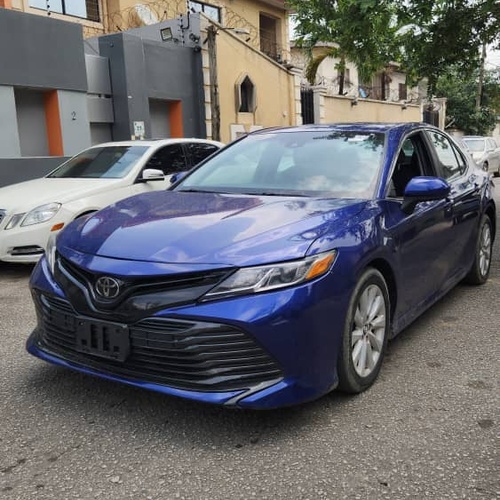 2018 Toyota Camry for Sale In Lagos