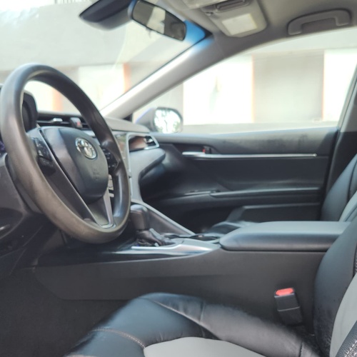 2018 Toyota Camry for Sale In Lagos