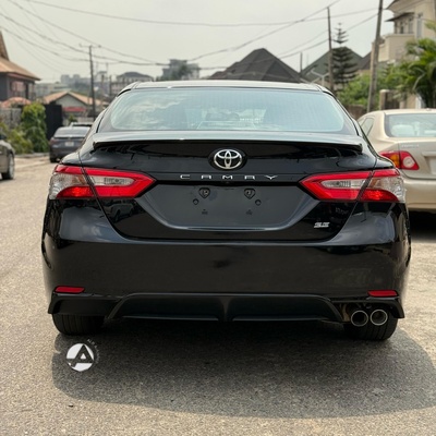 2018 Toyota Camry SE in Lekki