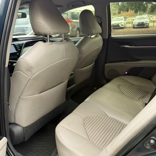 2018 TOYOTA CAMRY SE FOR SALE IN ABUJA