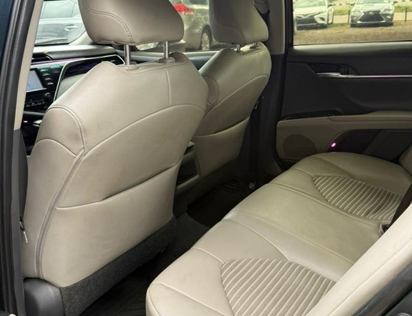 2018 TOYOTA CAMRY SE FOR SALE IN ABUJA