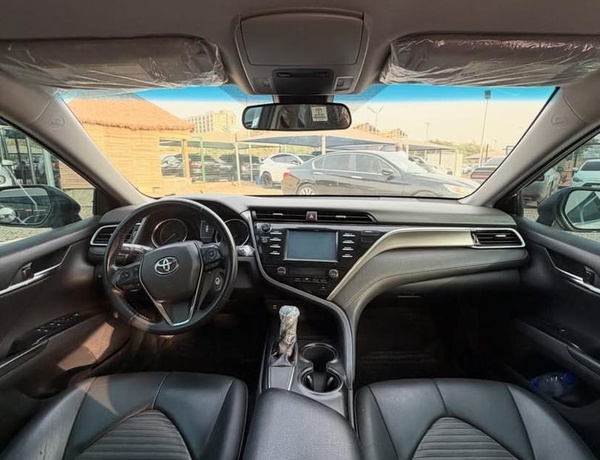 2018 TOYOTA CAMRY SE FOR SALE IN ABUJA