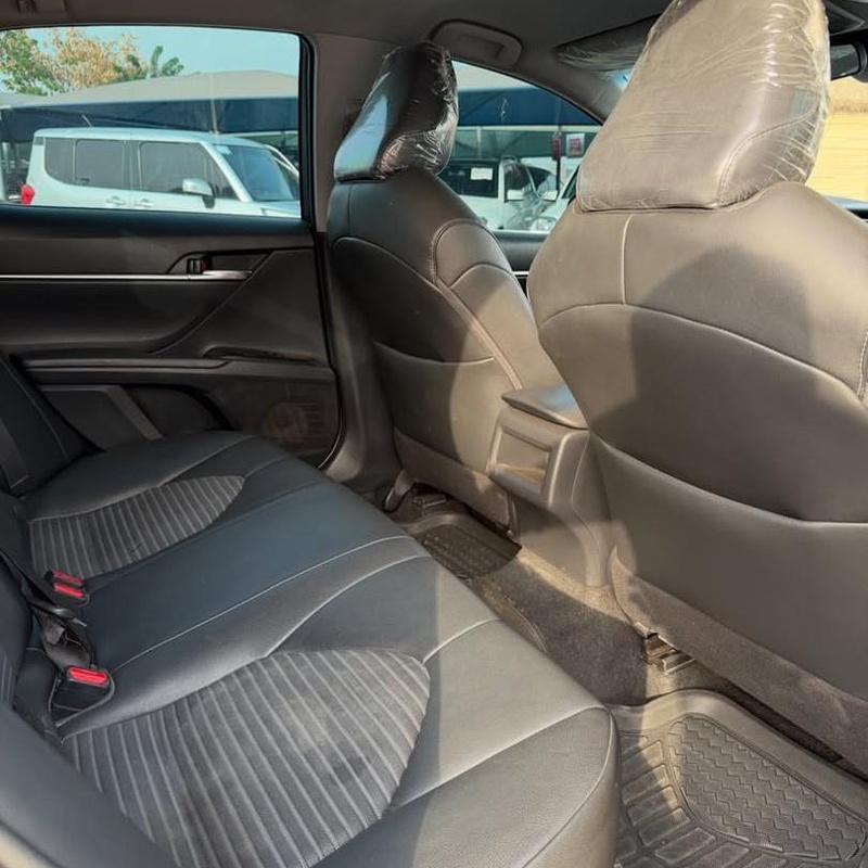 2018 TOYOTA CAMRY SE FOR SALE IN ABUJA image