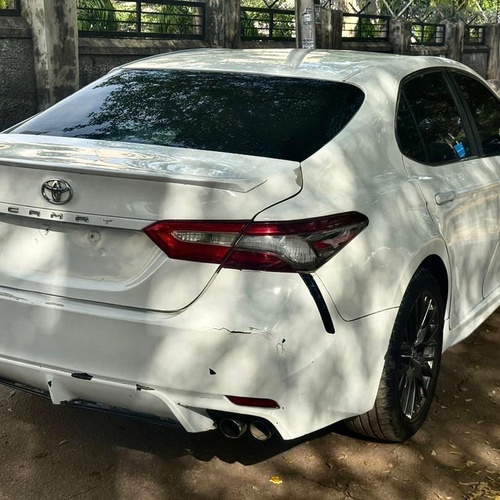 2018 TOYOTA CAMRY SE FOR SALE IN ABUJA