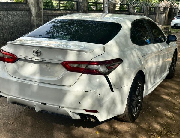 2018 TOYOTA CAMRY SE FOR SALE IN ABUJA