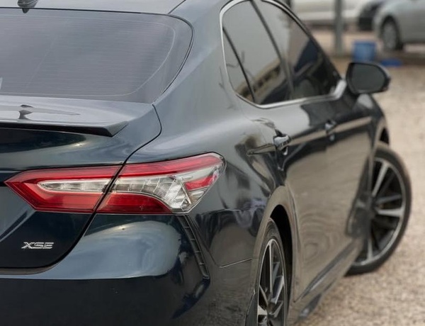 2018 TOYOTA CAMRY XSE FOR SALE IN ABUJA