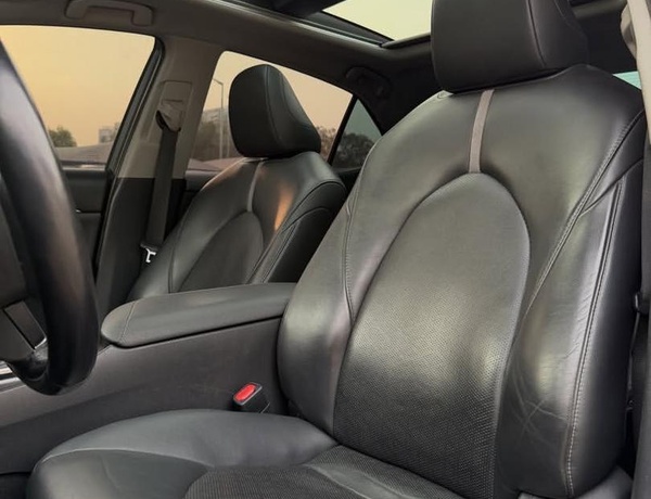 2018 TOYOTA CAMRY XSE FOR SALE IN ABUJA