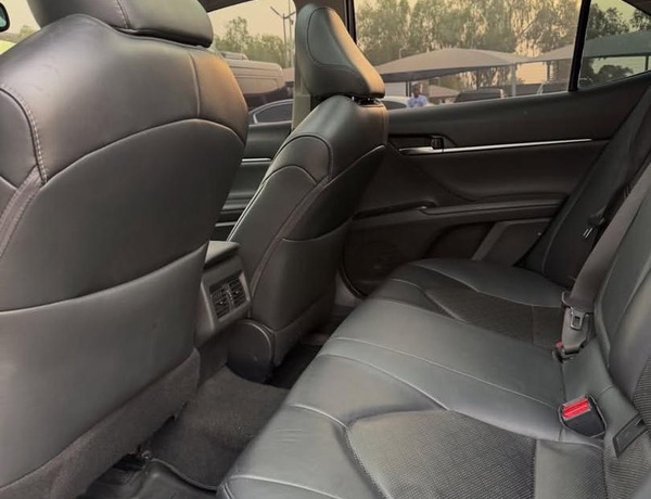 2018 TOYOTA CAMRY XSE FOR SALE IN ABUJA