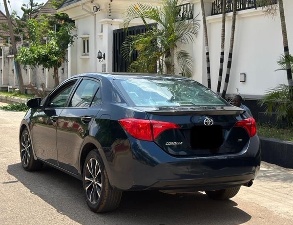 2018 TOYOTA COROLLA SE FOR SALE