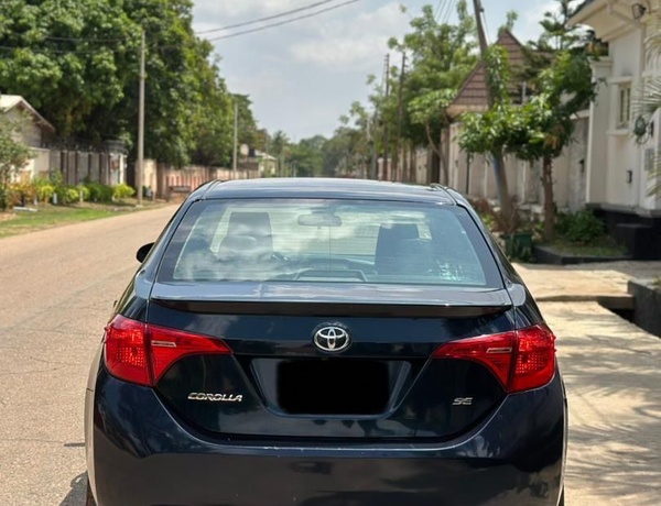 2018 TOYOTA COROLLA SE FOR SALE
