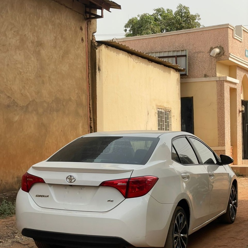 2018 TOYOTA COROLLA SE FOR SALE IN KADUNA image