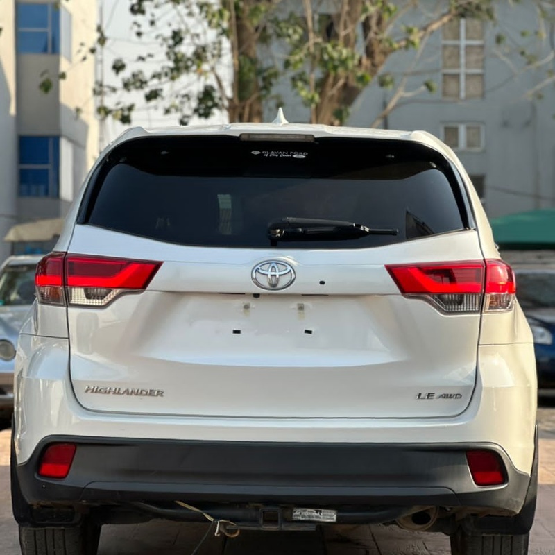 2018 Toyota Highlander LE for Sale In Abuja image
