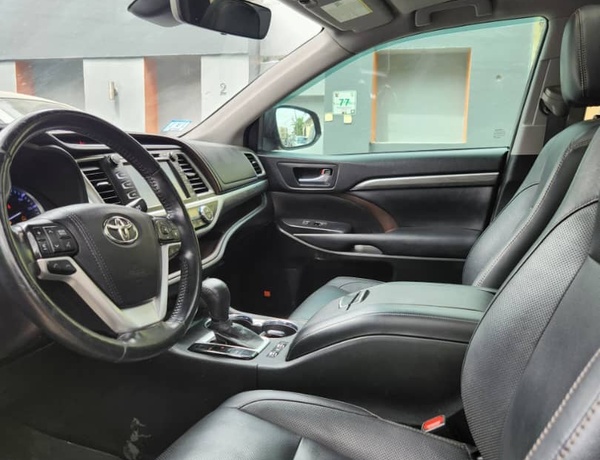 2018 Toyota Highlander Limited Edition 