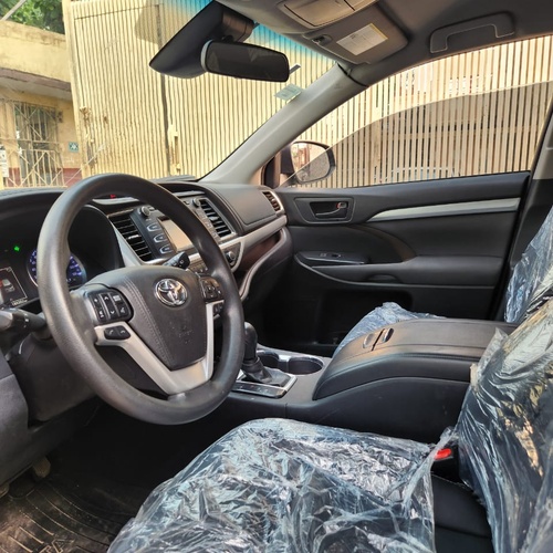 2018 Toyota Highlander Tokunbo In Lagos