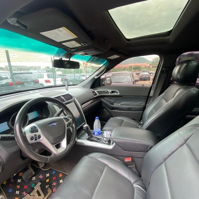 2018 UPGRADED FORD EXPLORER LIMITED FULL OPTION FOR SALE