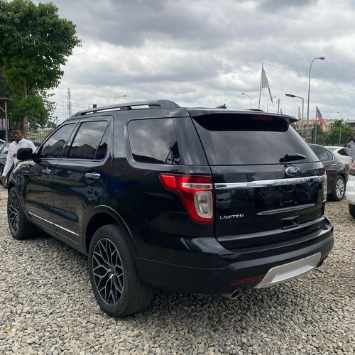 2018 UPGRADED FORD EXPLORER LIMITED FULL OPTION FOR SALE